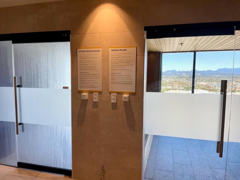 Stunning Riverview 1Bedroom Serviced Apt ゴールドコースト エクステリア 写真