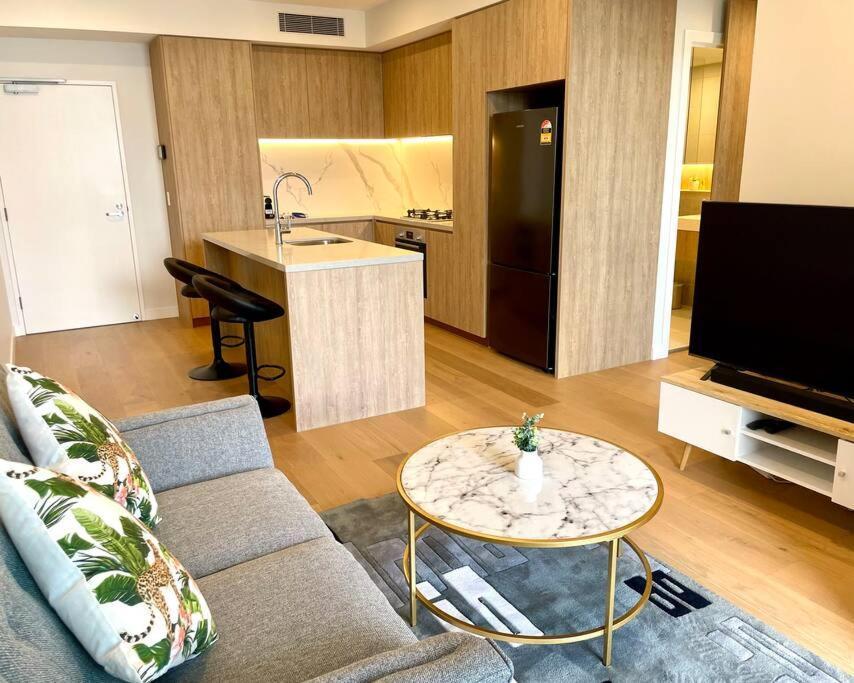 Stunning Riverview 1Bedroom Serviced Apt ゴールドコースト エクステリア 写真